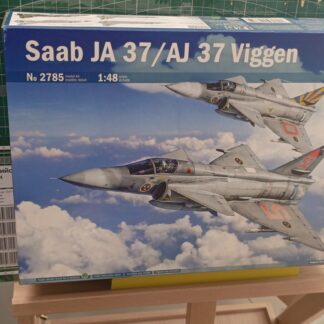2785 Сааб Saab JA 37/AJ 37 Viggen Шведский многоцелевой истребитель 1/48 Italeri Италери